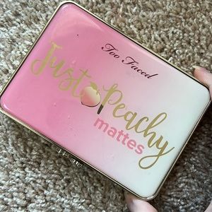 Two Faced just peachy mattes